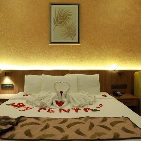 Sky Penta Residency Hotel Iritti Екстериор снимка